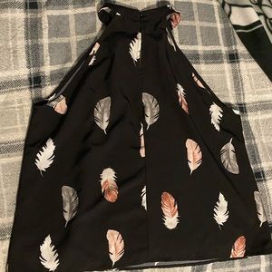 Feather print blouse🤍